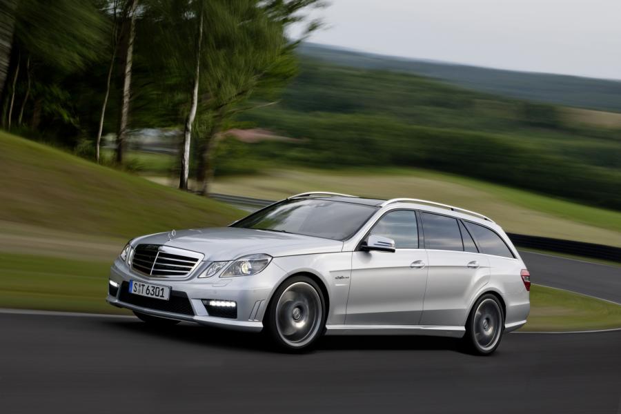  Mercedes-Benz E63 AMG Estate 2009 года  (фото 16 из 23)